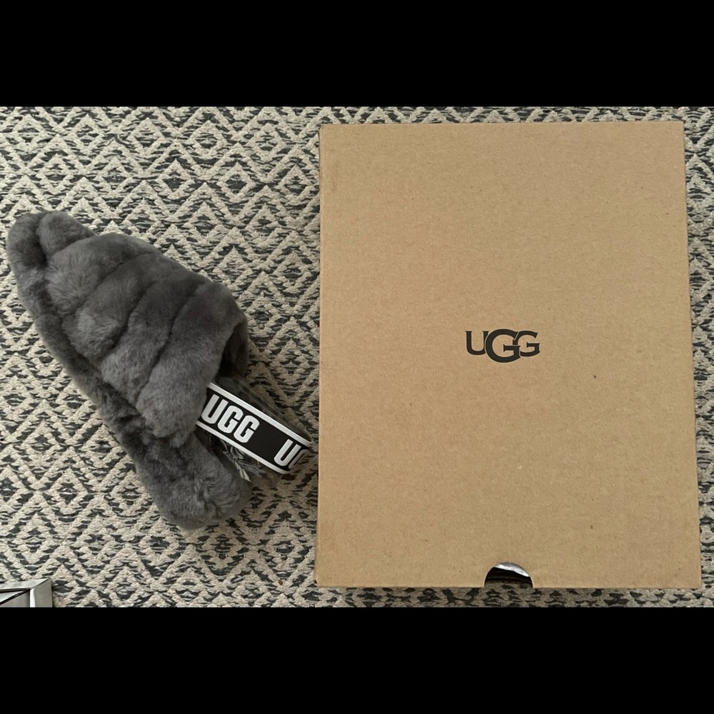 UGG Fluff Yeah Slide